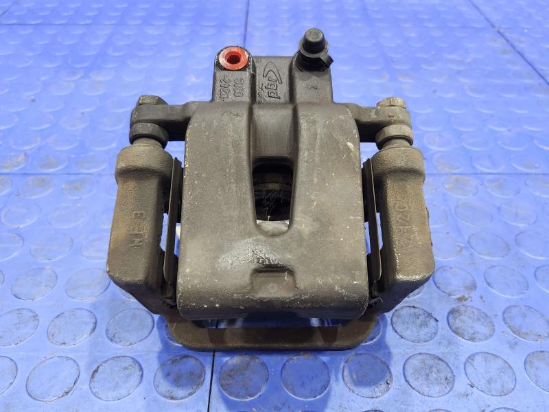 2014 Dodge Challenger Caliper