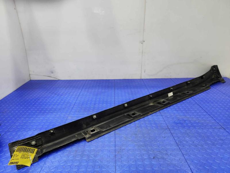 2019 Subaru Crosstrek Rocker Moulding
