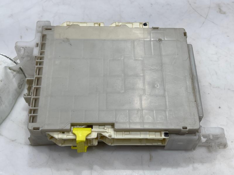 2016 Toyota Prius Cabin Fuse Box