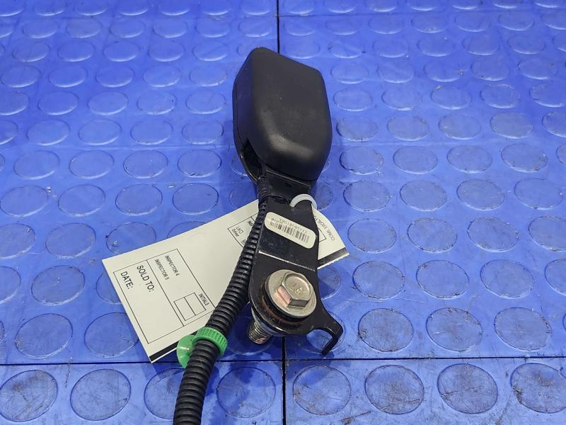 2011 Honda Pilot Front Seat Belt