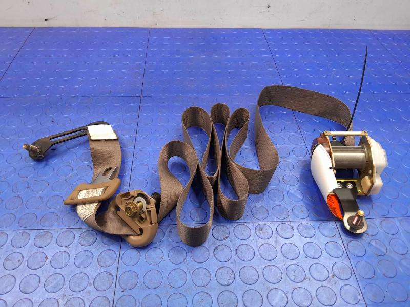 2004 Toyota Tacoma Rear Seat Belt