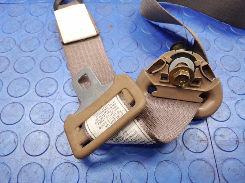 2004 Toyota Tacoma Rear Seat Belt