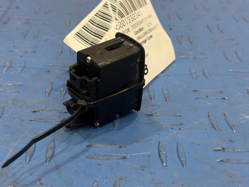 2010 Mercedes ML-Class Door Switch Front