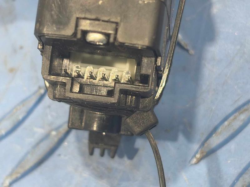 2010 Mercedes ML-Class Door Switch Front