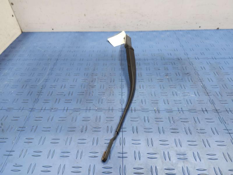 2013 Toyota Camry Wiper Arm