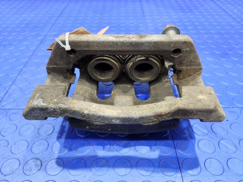 2005 Ford F-350 Super Duty Caliper