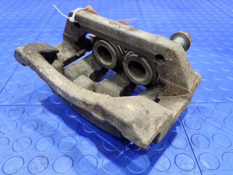 2005 Ford F-350 Super Duty Caliper