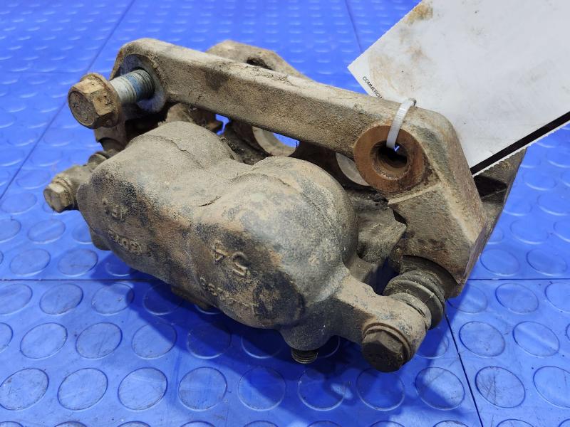 2005 Ford F-350 Super Duty Caliper