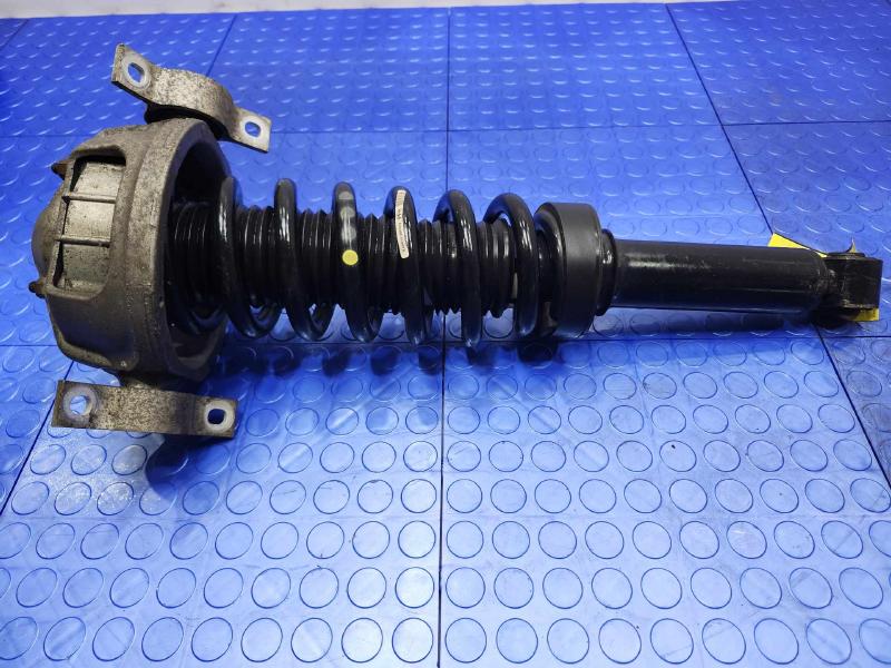 2015 Audi Q7 Strut Assembly
