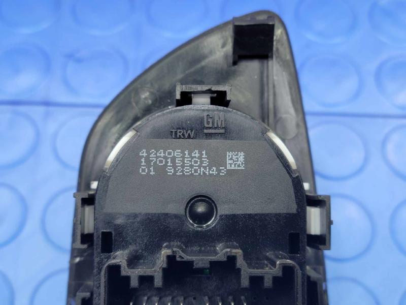 2020 Chevrolet Trax Door Switch Front