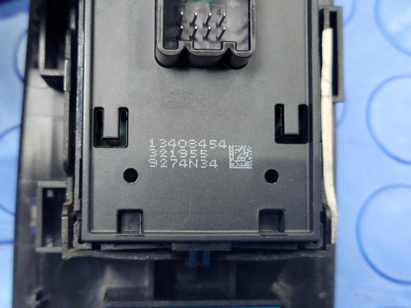 2020 Chevrolet Trax Door Switch Front