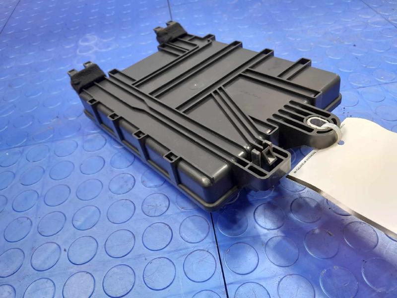 2013 Cadillac ATS Body Wiring Harness Junction Block Genuine OEM 22959735