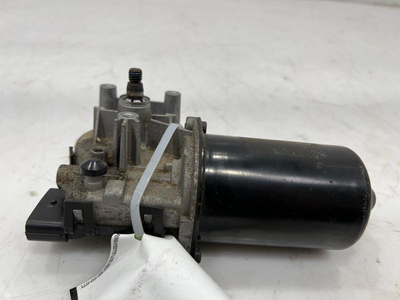 2012 - 2017 Hyundai Veloster Windshield Motor OEM 981102V000