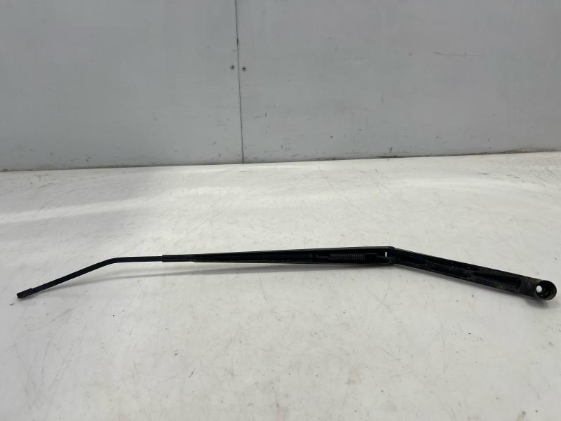 2014 Nissan Versa Wiper Arm