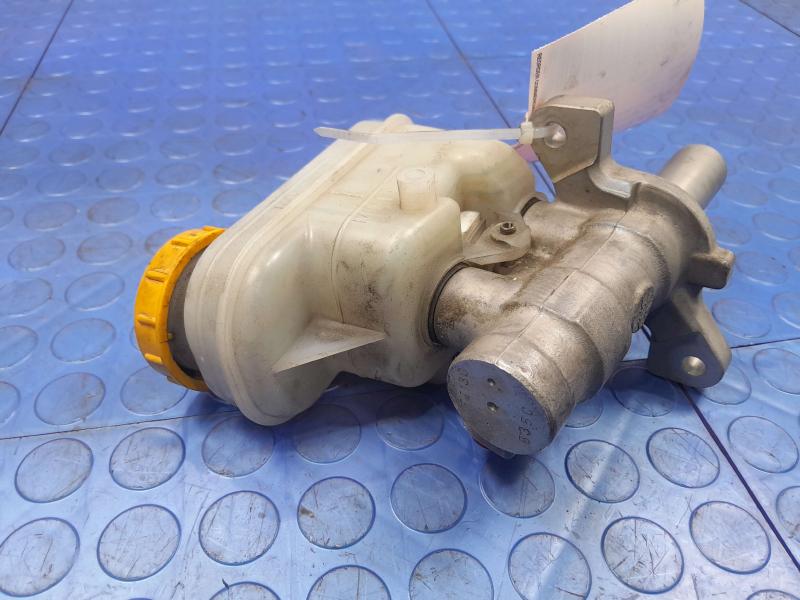 2015 Subaru Crosstrek Master Cylinder