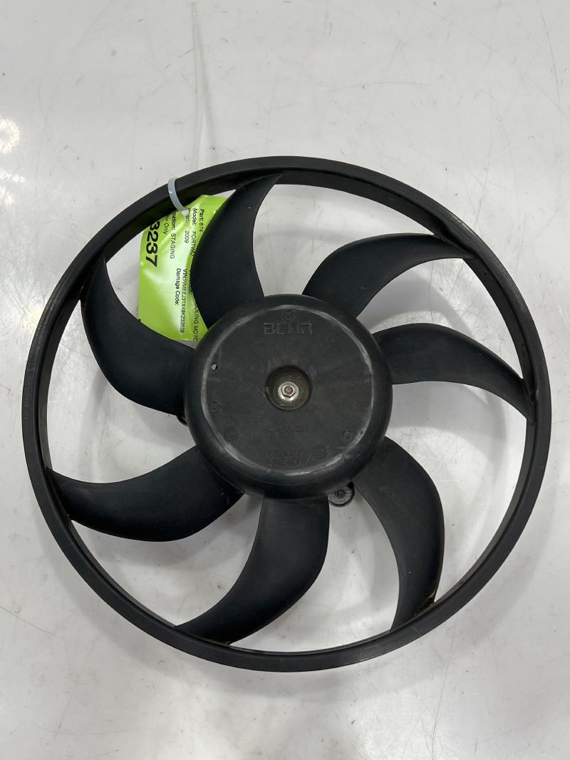 2008 - 2015 Smart Fortwo Engine Cooling Fan Motor OEM 0002009323