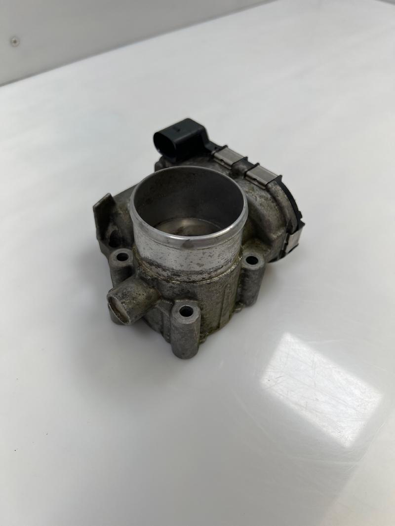 2013 Ford Escape Throttle Body/Valve Assy
