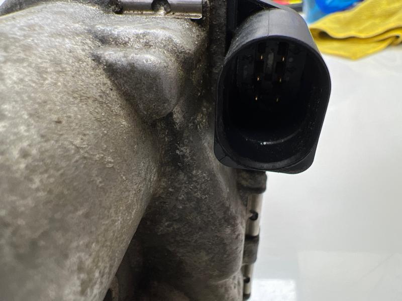 2013 Ford Escape Throttle Body/Valve Assy