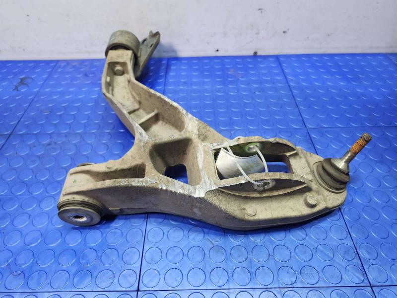 2003 Lincoln Town Car Lower Control Arm Front