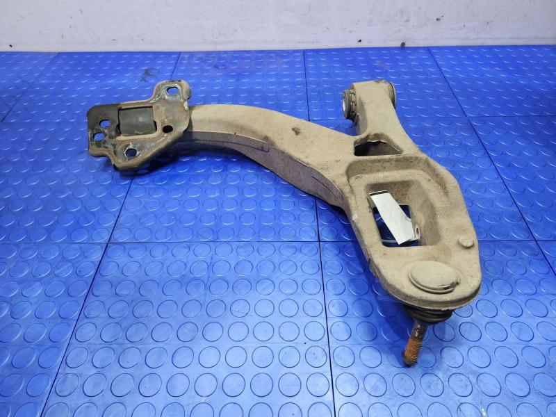 2003 Lincoln Town Car Lower Control Arm Front