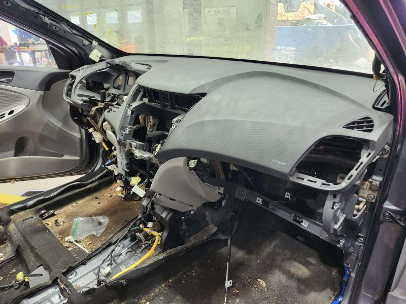 2013 Hyundai Accent Dash Panel