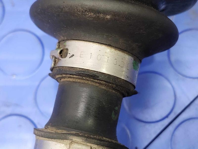 2013 Nissan Juke Axle Shaft