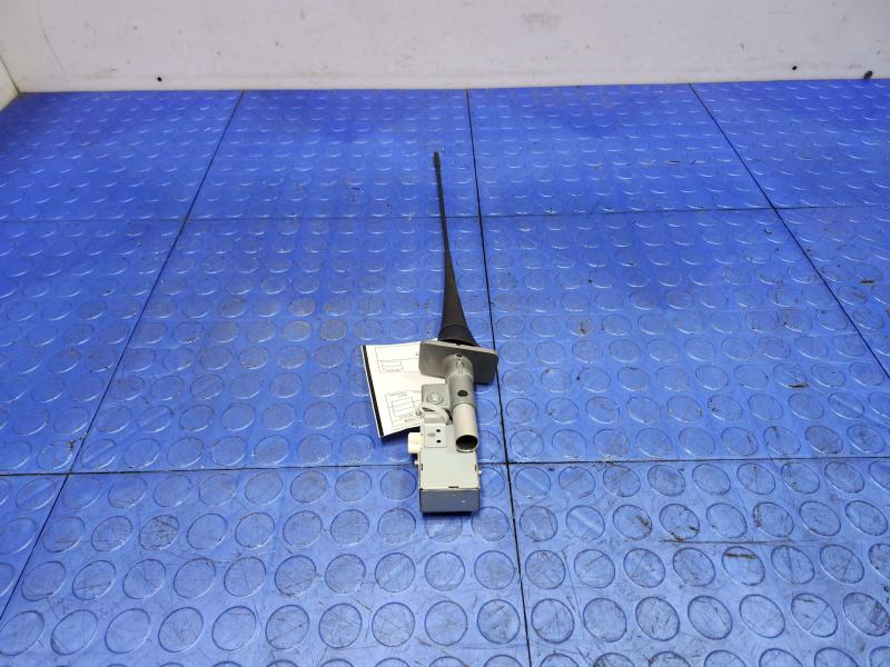 2014 Ford Mustang Antenna