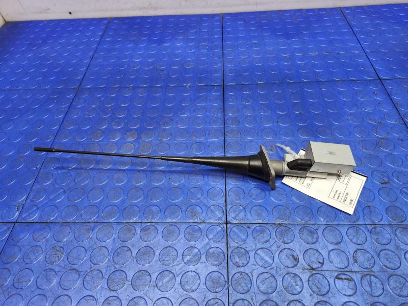 2014 Ford Mustang Antenna