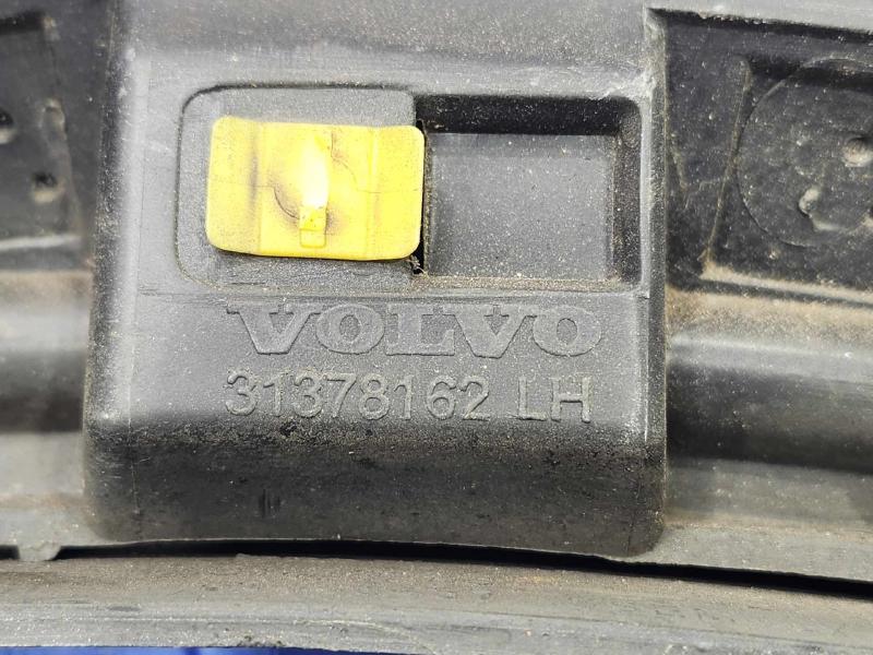 2016 Volvo XC90 Fender Flare
