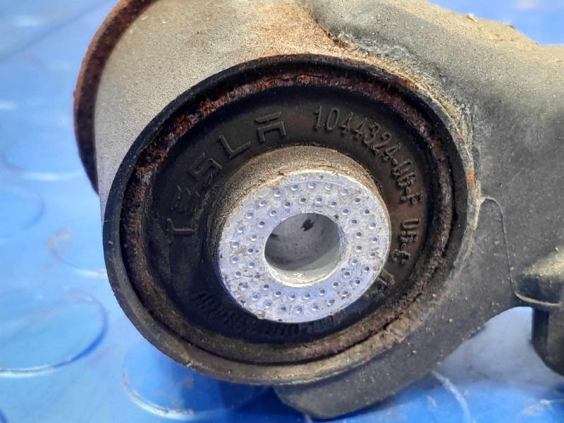 2021 Tesla Model 3 Upper Control Arm Front