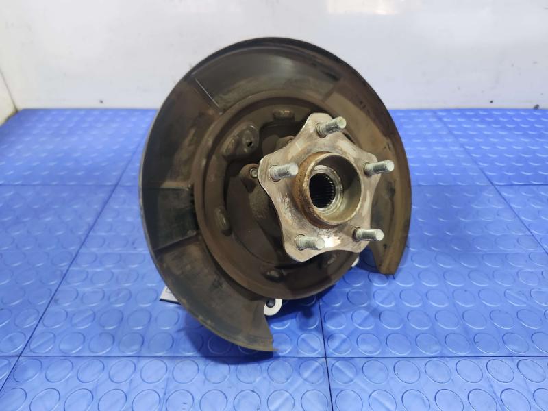 2013 Infiniti FX35 Rear Knuckle/Stub Axle