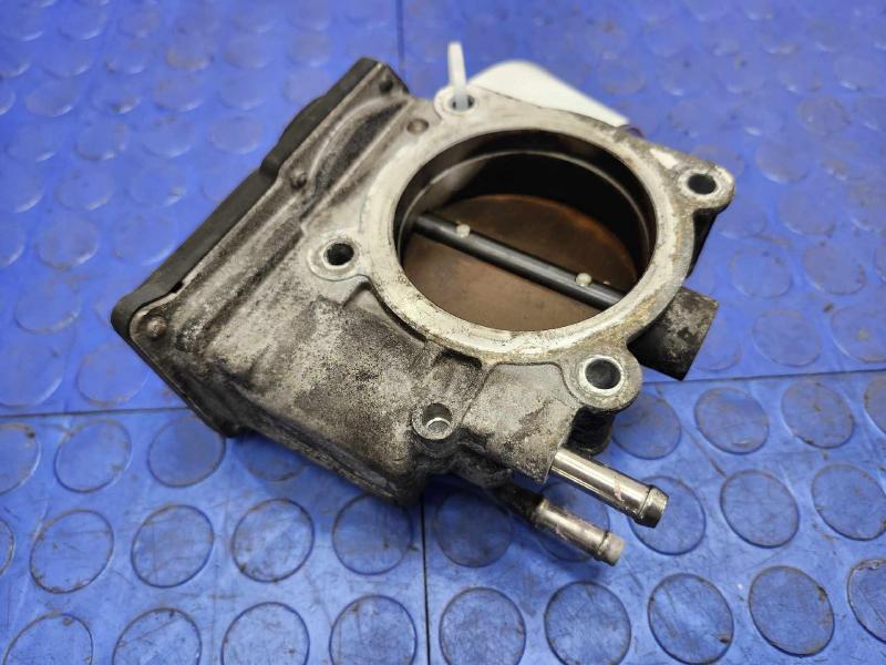 2010 Toyota Highlander Throttle Body/Valve Assy