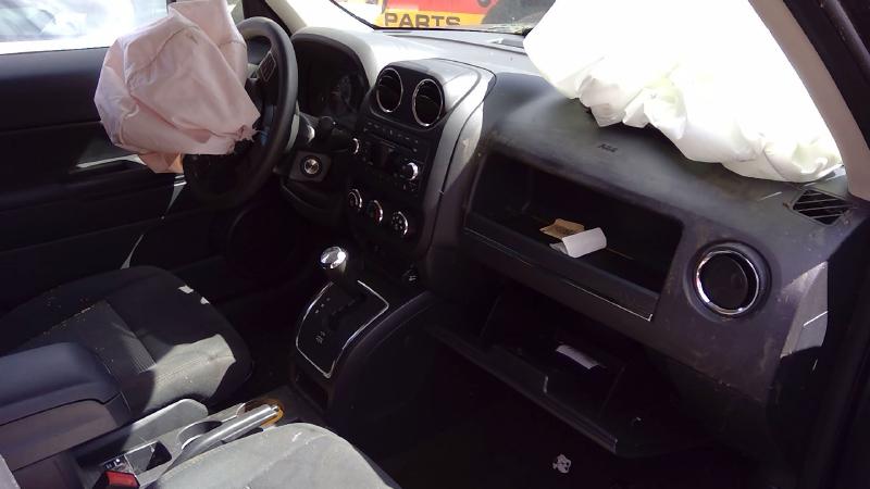 2016 Jeep Patriot Lower Control Arm Rr