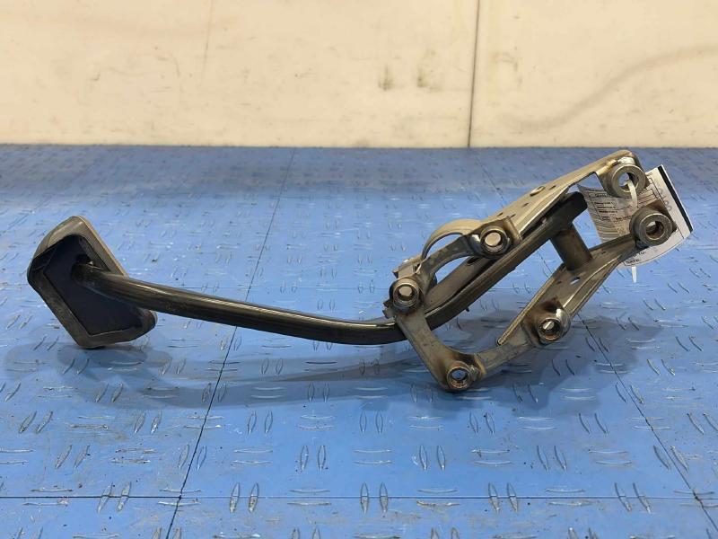 2016 Land Rover Range Rov Brake Pedal