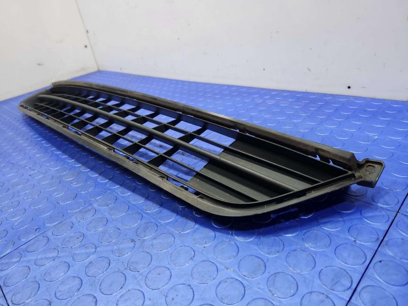 2019 Honda HR-V Grille