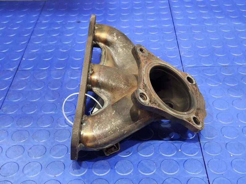 2015 Nissan Murano Exhaust Manifold