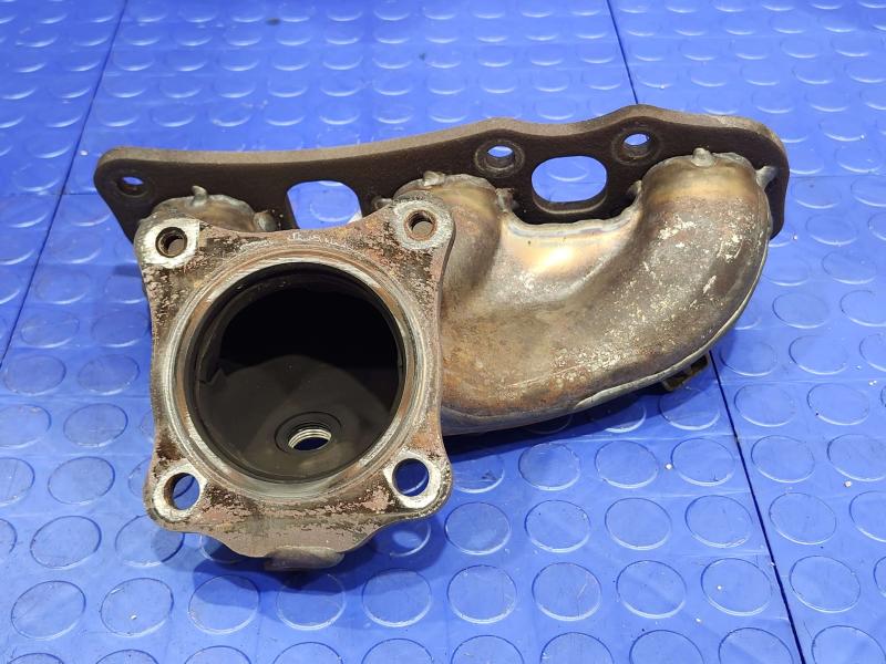 2015 Nissan Murano Exhaust Manifold