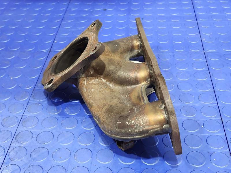 2015 Nissan Murano Exhaust Manifold