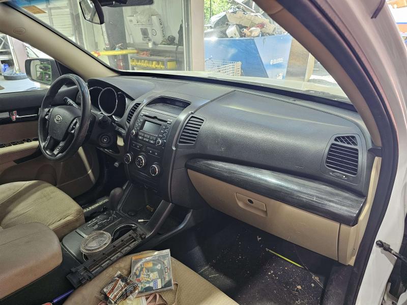 2011 Kia Sorento Center Pillar