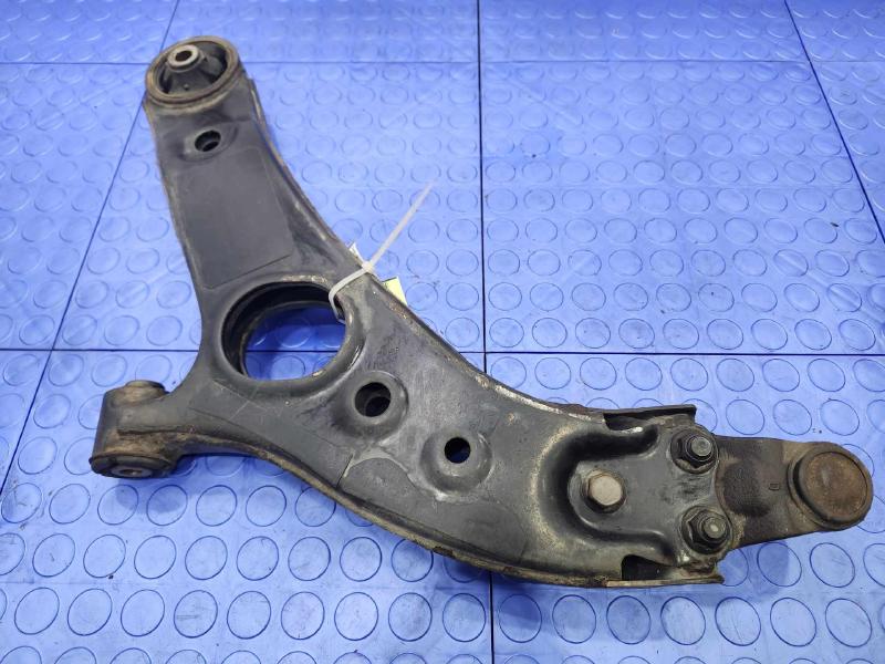 2014 Hyundai Santa Fe Lower Control Arm Front