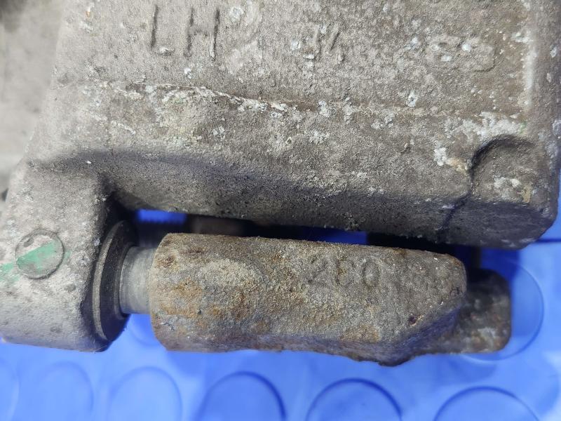 2018 Ford Transit Connect Caliper