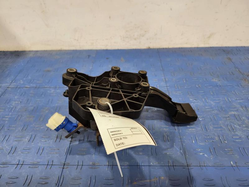 2015 Chrysler 200 Brake Pedal