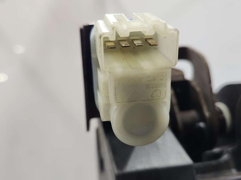 2015 Chrysler 200 Brake Pedal