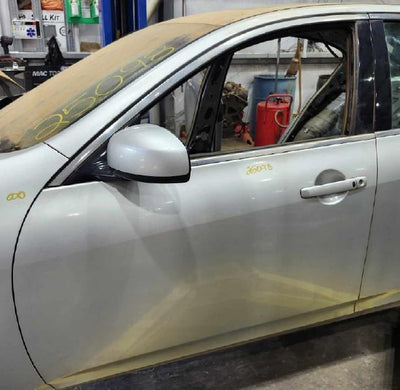2008 Infiniti G35 Front Door