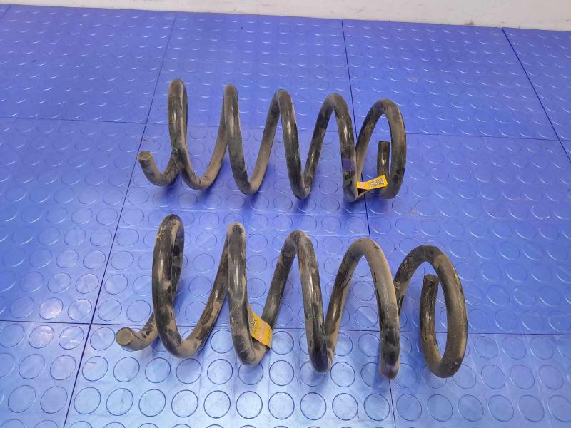 2021 Chrysler Voyager Coil/Air Spring