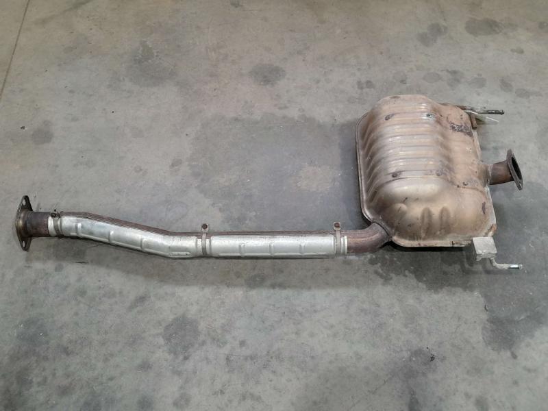 2014 Kia Sedona Muffler