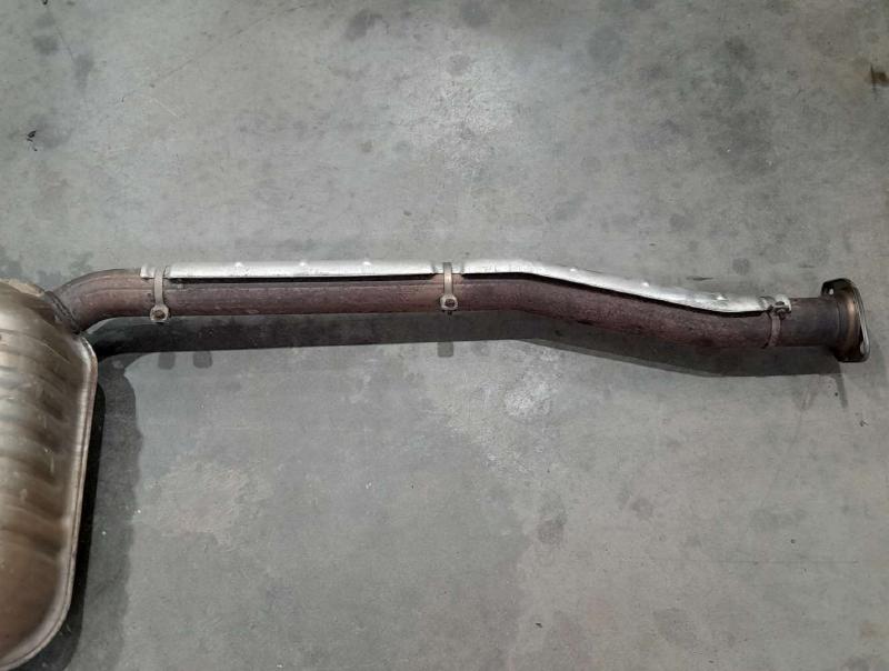 2014 Kia Sedona Muffler