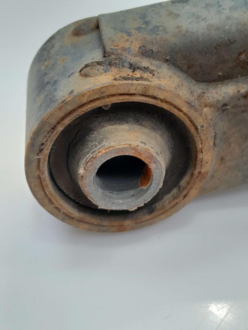 2014 Kia Sedona Lower Control Arm Rr