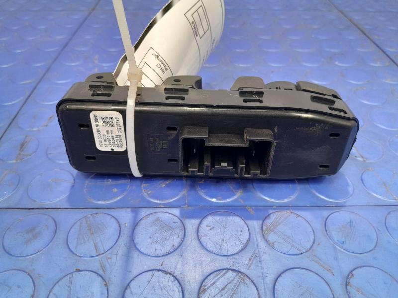 2017-2019 GMC Acadia Master Window Switch Assembly Genuine OEM 23326295