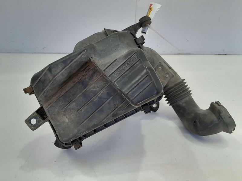 1992 Toyota Previa Air Cleaner